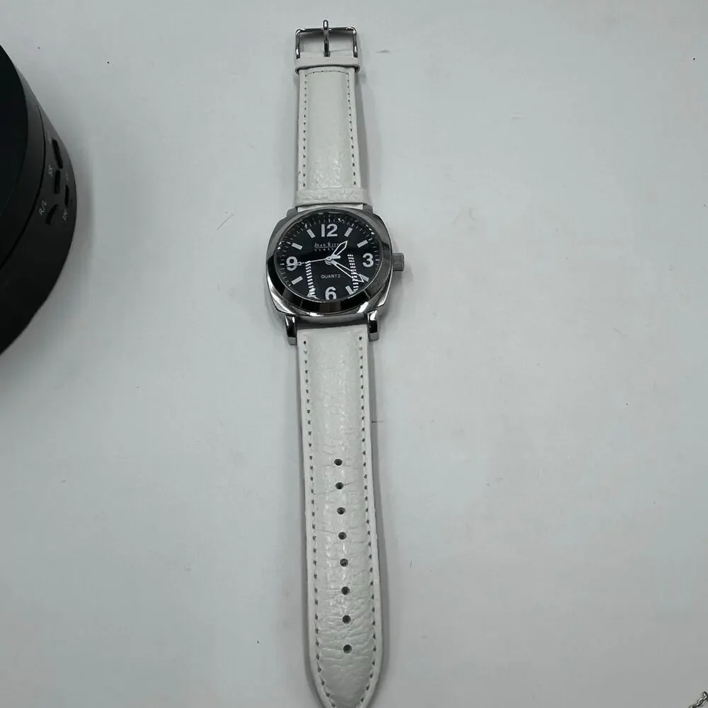 Joan Rivers Collection Vintage White Leather Watch V377 Black Face‎ New Battery